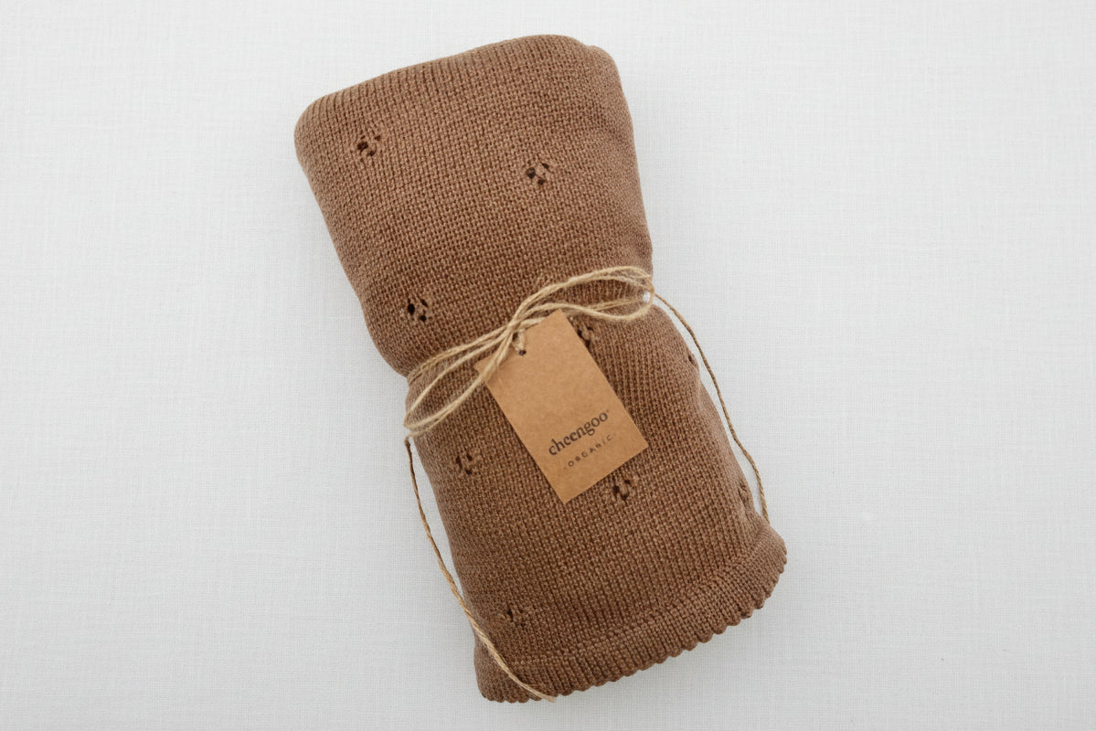 Brown knitted blanket